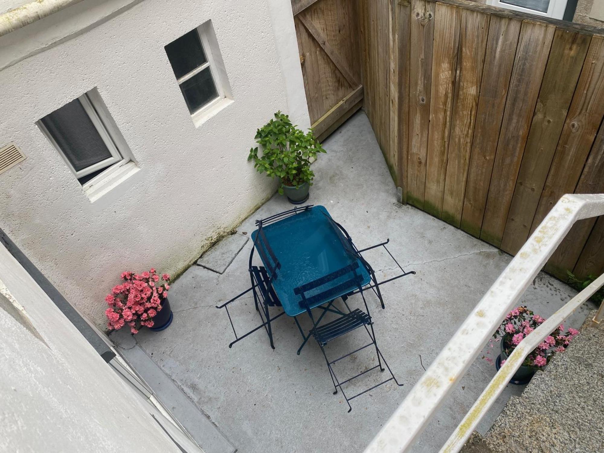 Maisonnette De Charme à Côté De La Mer, Haute-ville Appartement *